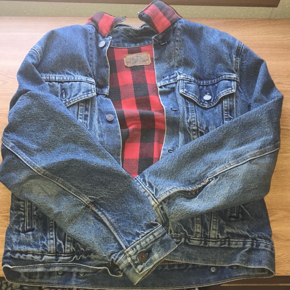 plain pockets denim jacket